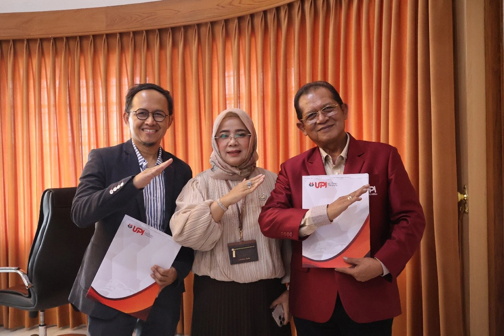 Inauguration of two new professors at FPBS UPI in December 2025
