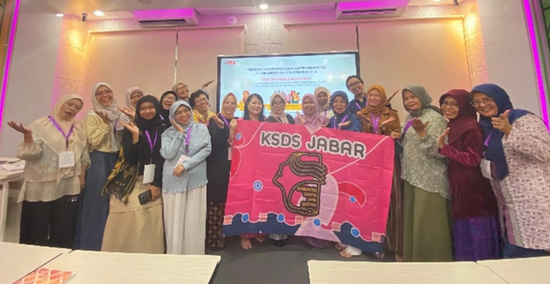 Self-healing poetry writing workshop by BSI and KSDS