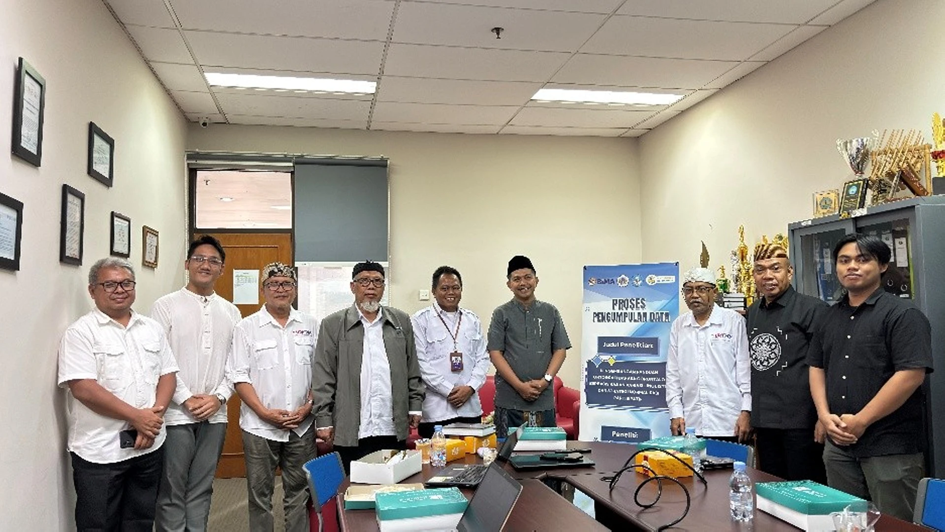 University of Gorontalo Prepares Regional Language Education Program through Benchmarking at UPI