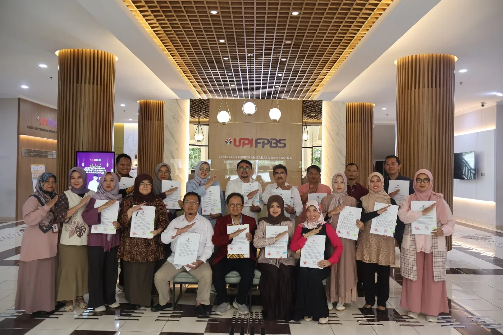 Penandatanganan Perjanjian Kerja FPBS UPI 2026