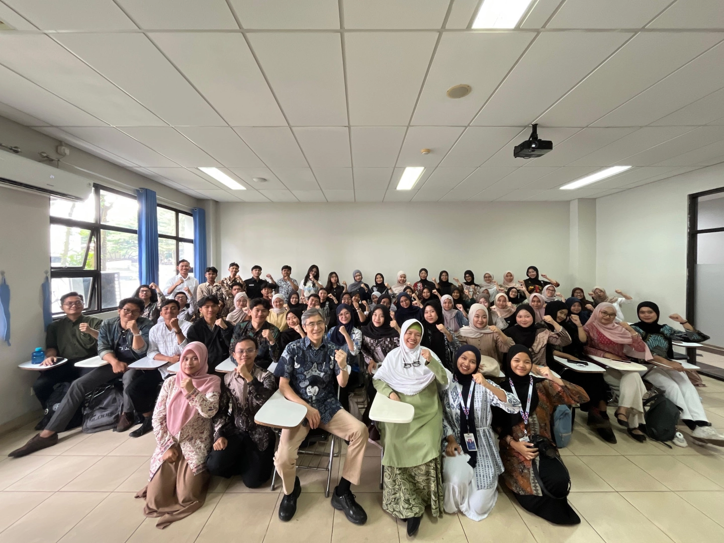 "Tanpa Budaya, Kehilangan Jati Diri" - Pesan Prof. Moriyama untuk Mahasiswa Sunda UPI