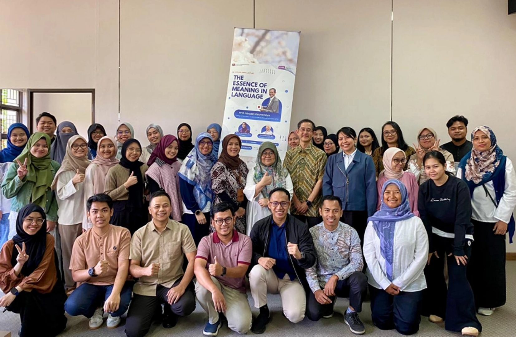 Program Studi Pendidikan Bahasa Inggris FPBS UPI Gelar Public Lecture “The Essence of Meaning in Language”