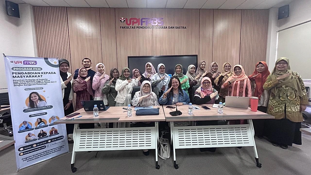 Pelatihan Pedagogy of Empathy bagi guru Bahasa Inggris di FPBS UPI